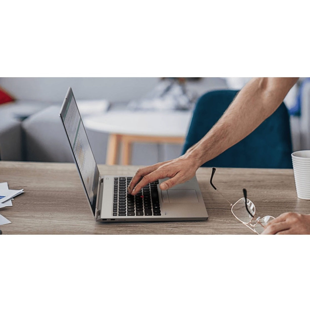 Lenovo 20QA000QUS ThinkPad X1 Titanium Yoga Gen 1 2 in 1 Notebook, Intel Core i7, 16GB RAM, 512GB SSD, Windows 10 Pro