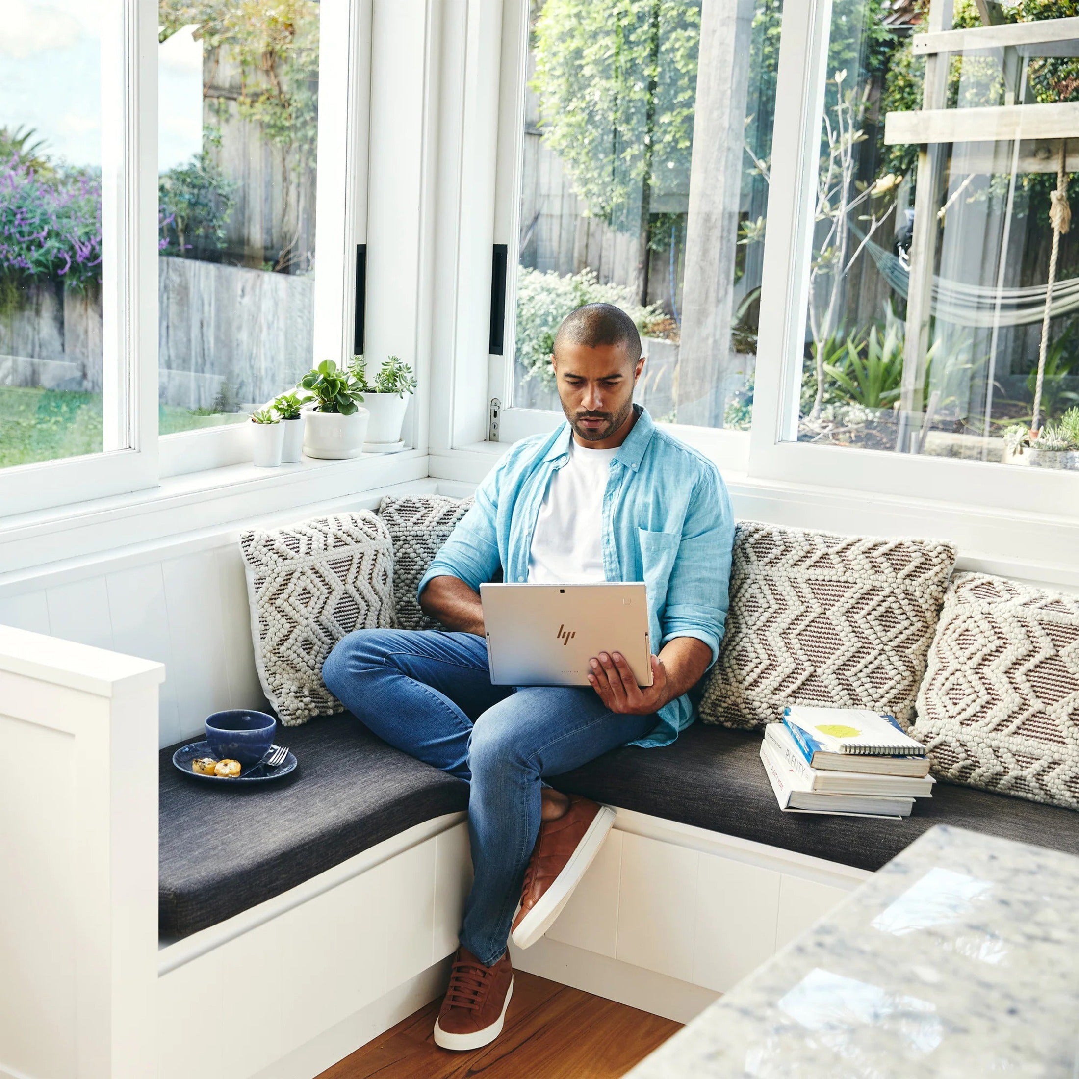 HP Elite x2 G8 2 in 1 Notebook, Intel i5-1145G7, 13" WUXGA+BVLEDUWVA TS, 16GB RAM, 256GB SSD, Windows 11 Pro64 DG106