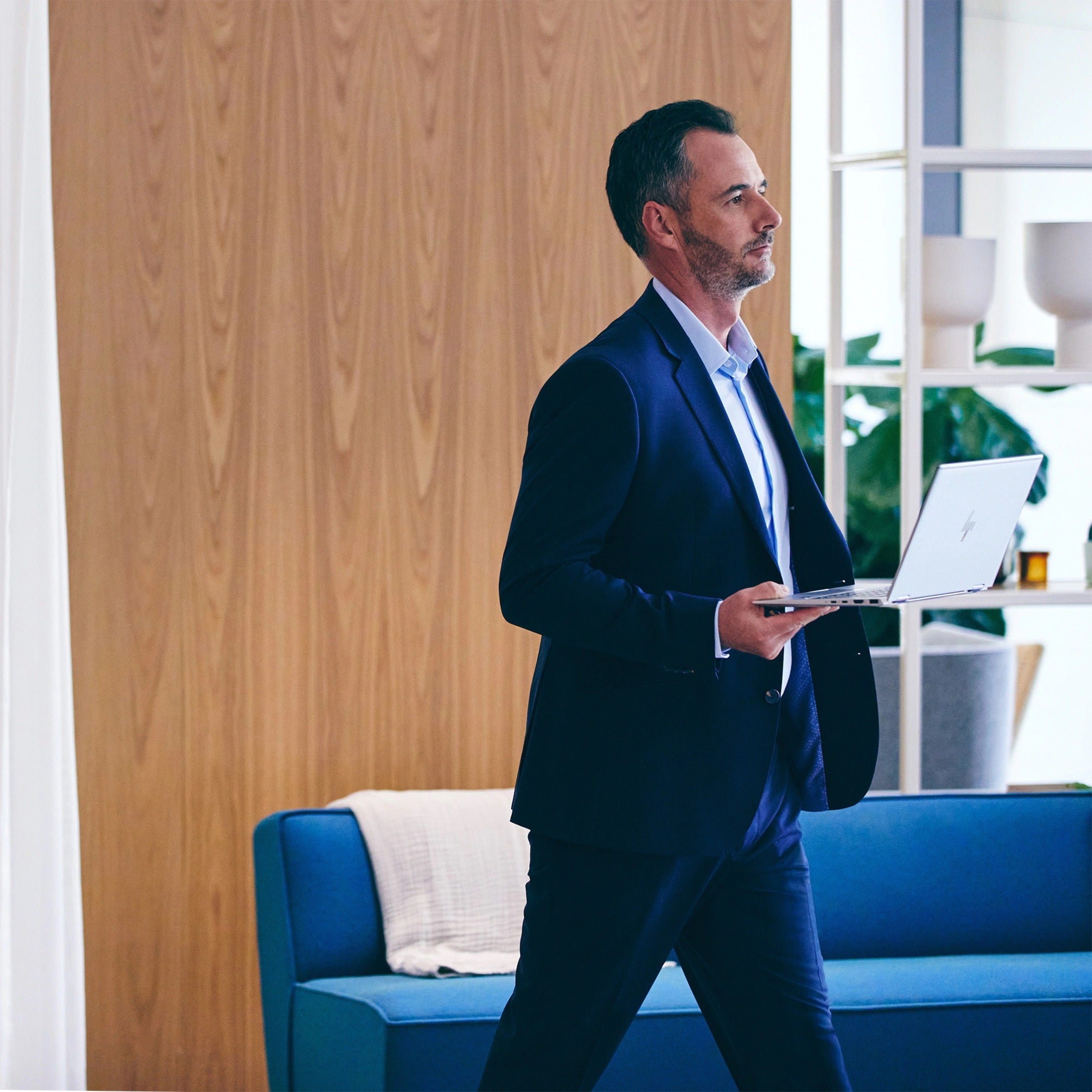 HP EliteBook x360 1030 G8 2 in 1 Notebook, Intel i5-1135G7, 13.3" FHD, 16GB RAM, 256GB SSD, LTEA