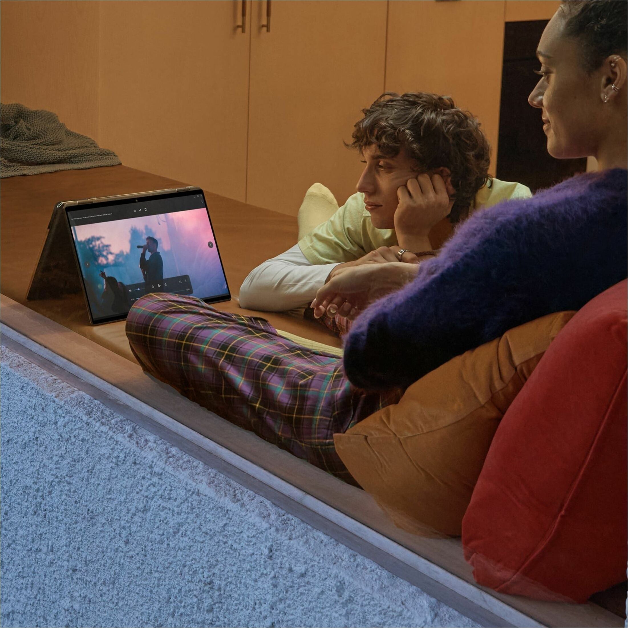 HP (7P9V9UARABL) Notebooks (7P9V9UAR#ABL)