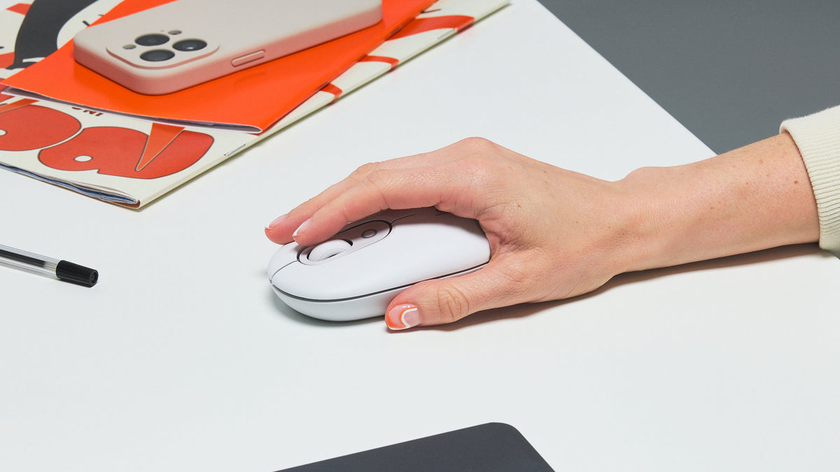 POP Mouse with emoji - Off-White